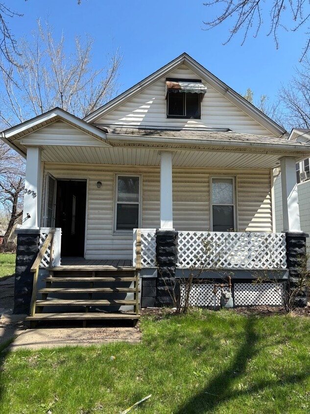 Primary Photo - Section 8 Accepted, Charming 2BR 1 BA Home...