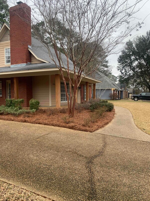 Foto del edificio - 579 Dogwood Point