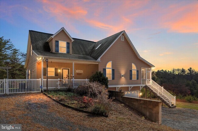 Foto del edificio - 882 Liberty Furnace Rd