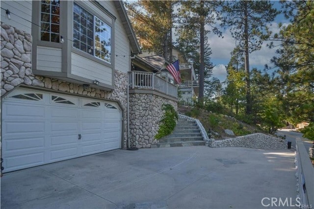 Building Photo - 196 N Fairway Dr