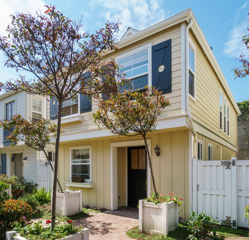 1800 S Pacific Coast Hwy, Redondo Beach, CA 90277 Condo for Rent in