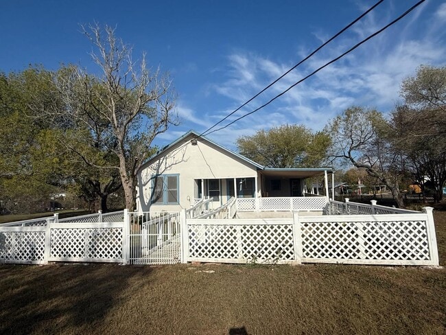 Building Photo - 8315 Fm 327