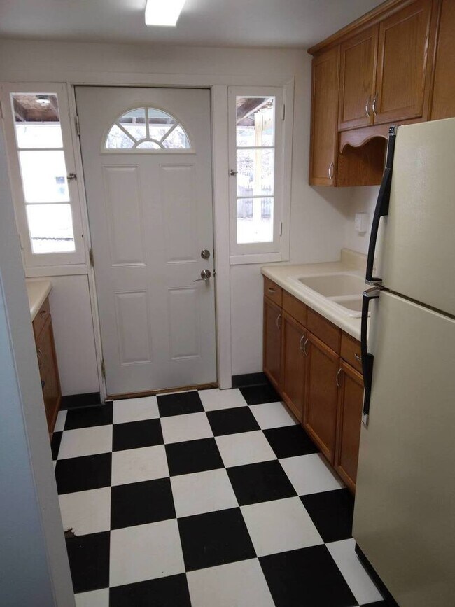 Foto del edificio - 810 Sullivan Ct