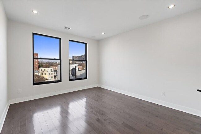 Foto del edificio - 227 4th St