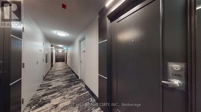 Photo du bâtiment - 525-525 Wilson Ave