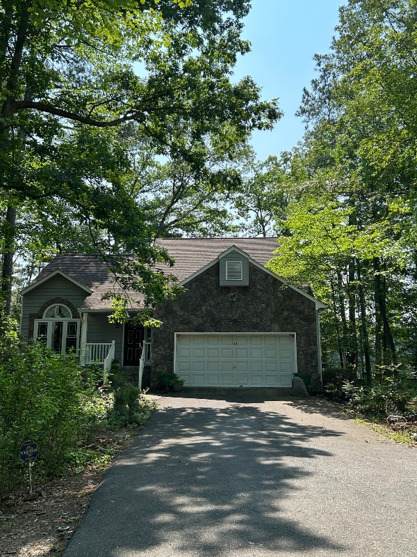 Building Photo - 248 Land Or Dr