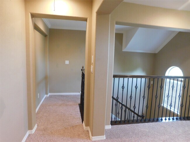 Foto del edificio - 4333 Lake Run Dr