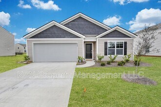 Building Photo - 224 Skylark Rd
