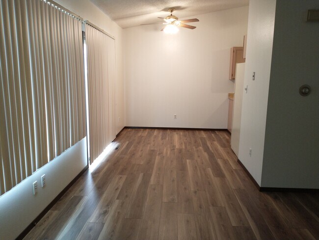 Foto del edificio - 3405 W 16th St