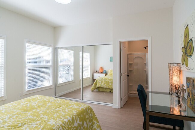 Foto del interior - 320-326 N New Hampshire Ave