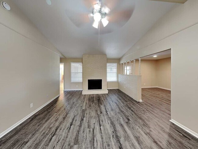 Foto del edificio - 10014 Catlett Ln