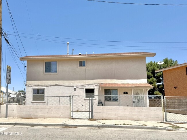 Building Photo - 407 Nichols Rd