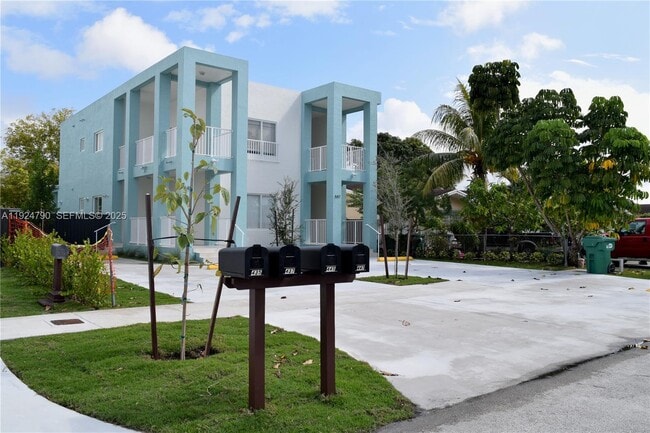 Foto del edificio - 435 SW 78th Ct