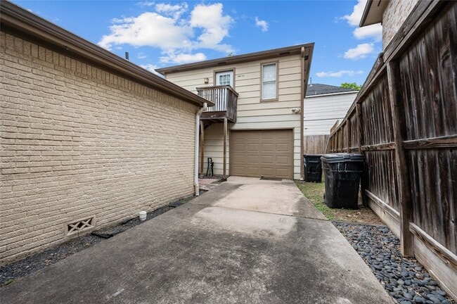 Photo - 2142 Sul Ross St Apartment
