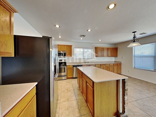 Building Photo - 11544 E Flower Circle