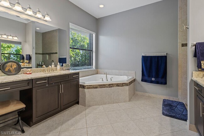 Building Photo - 2958 Cinnamon Bay Cir