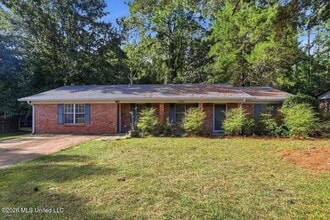 Building Photo - 2549 Jennifer Dr