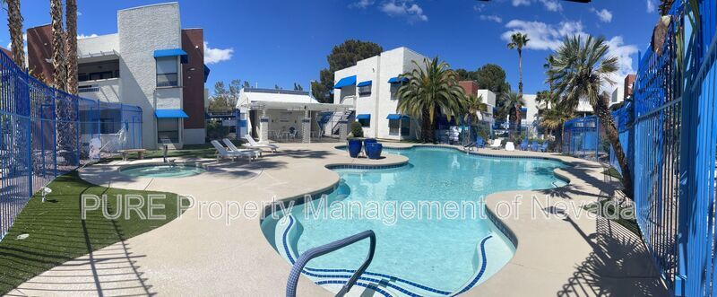 Foto principal - 2679 Red Rock St
