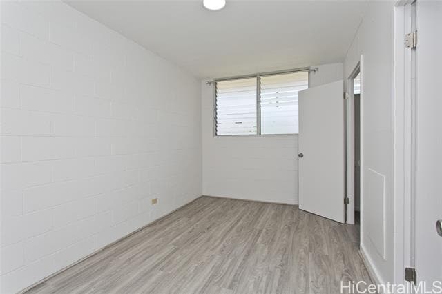 Building Photo - 931 Hikina Ln