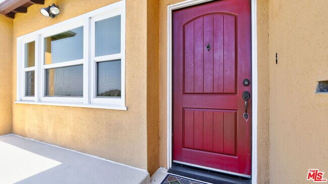 Building Photo - 5510 Secrest Dr
