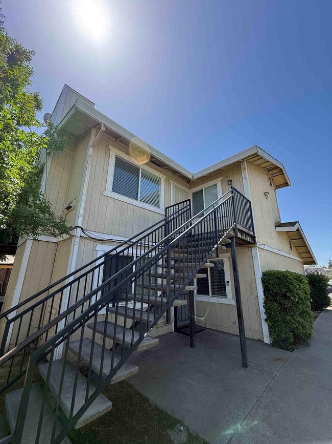 Building Photo - 5609 Odea Dr