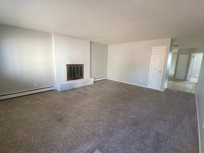 Building Photo - 5535 Fiesta Lane