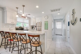 Building Photo - 25 Biscayne Blvd