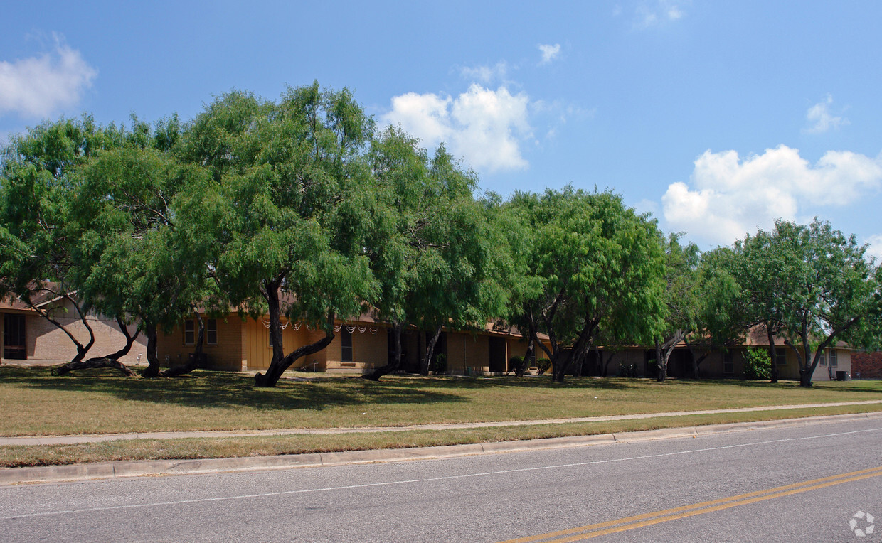 Primary Photo - Treyway Terrace Apartments