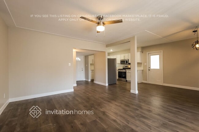 Building Photo - 2133 W Palmaire Ave