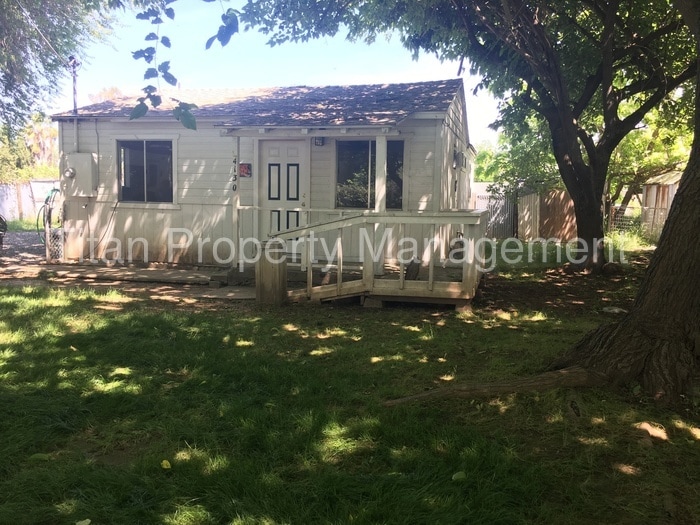 Primary Photo - 4130 Dayton St