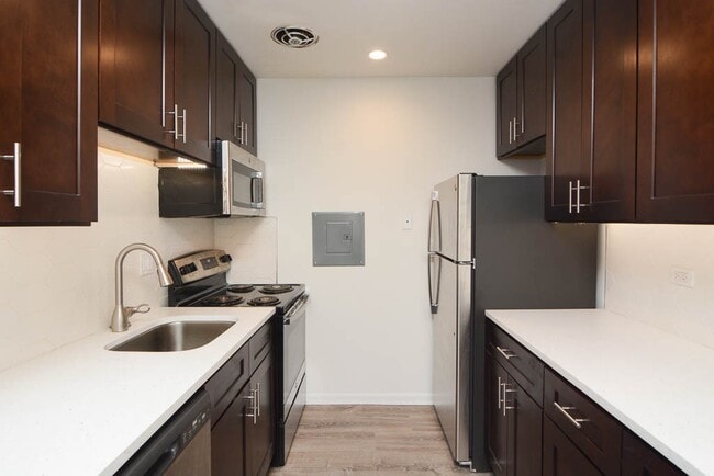 Foto del edificio - 520 W Aldine Ave