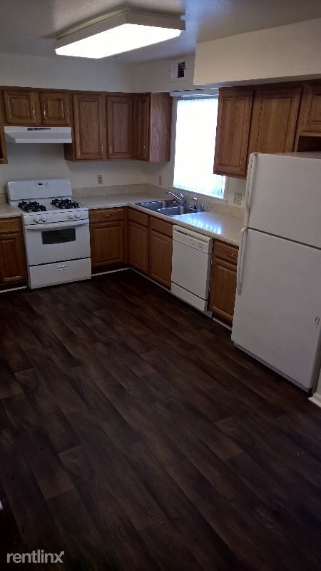 Foto del edificio - 8337 O'Conner Cres