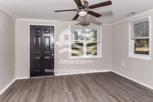 Foto del edificio - 305 Virginia Ave