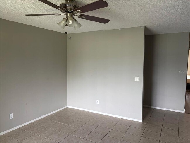 Building Photo - 4314 Pershing Pointe Pl
