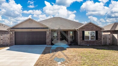 Building Photo - 1155 Gallery Dr