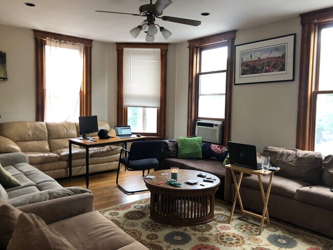 Foto del edificio - 338 K St