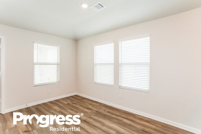 Building Photo - 2168 Gill Star Dr