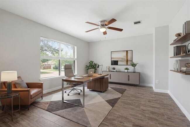 Building Photo - 1715 Ruthie Run