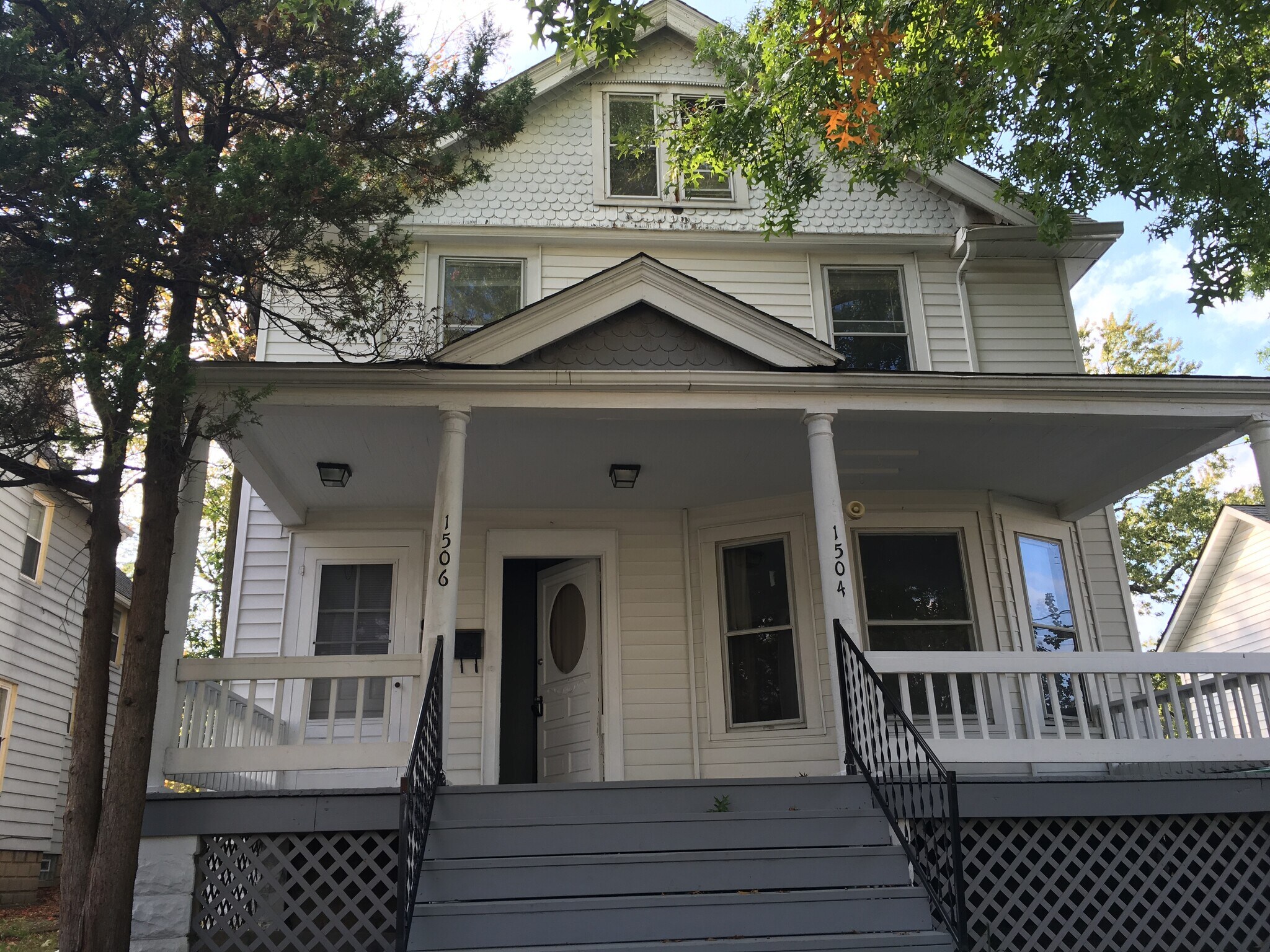 1506 Garden Dr South Euclid, OH 44121 – photo 2