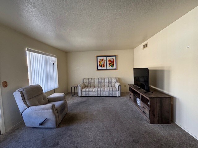 Foto del edificio - 454 Riverfront Dr