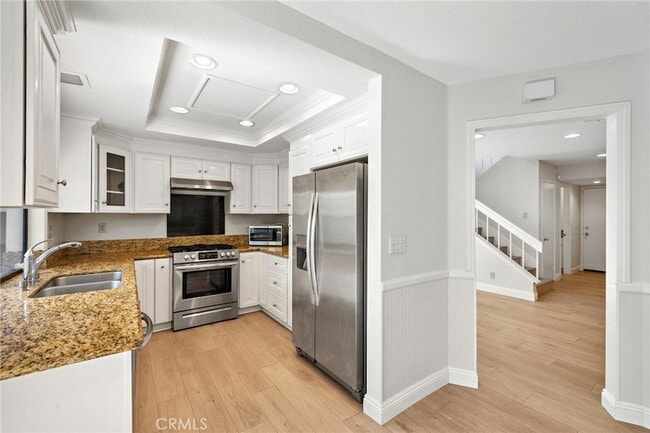 Building Photo - 46 Silkberry