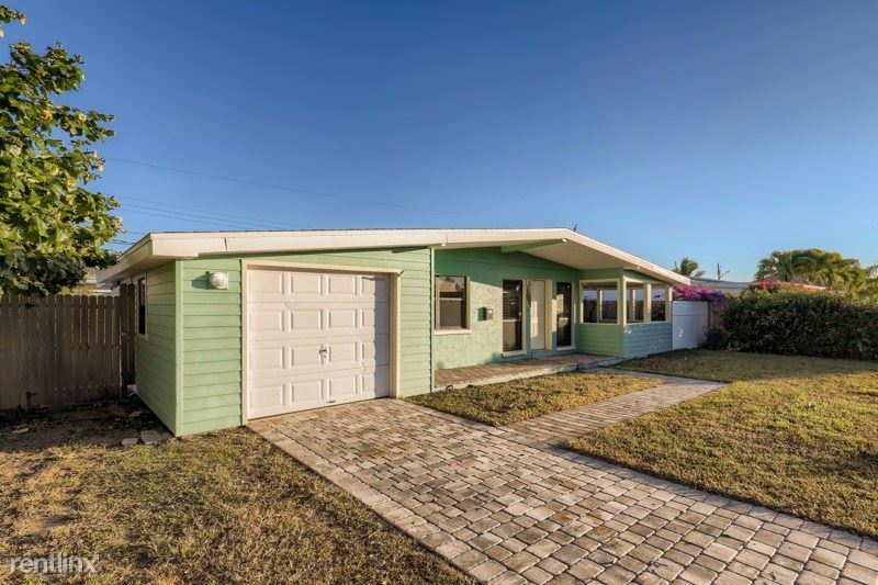 Primary Photo - 3 br, 1.5 bath House - 135 Ocean Boulevard