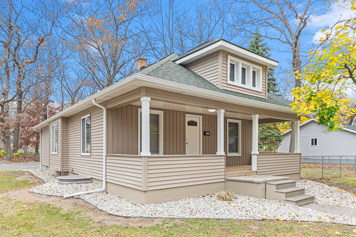 3239 Glendale St, Muskegon, MI 49444 House for Rent in Muskegon, MI
