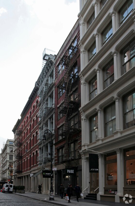 71 Mercer St, New York, NY 10012 Apartments in New York, NY