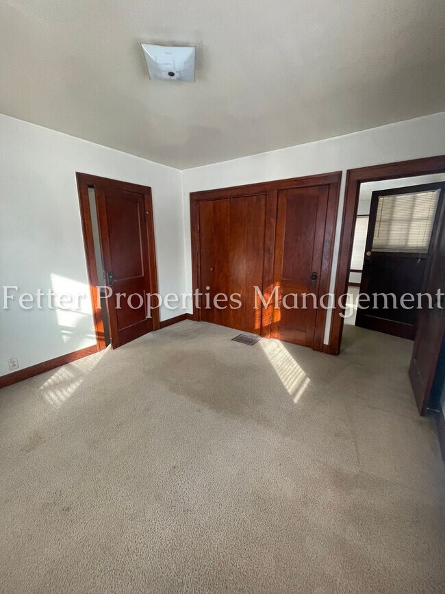 Foto del edificio - First Month's Rent Half Price!