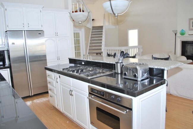 Foto del edificio - 33 Furnished Hollywood Beach Home