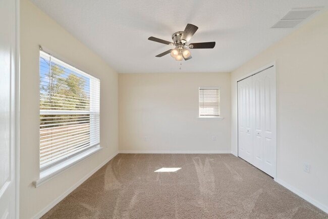 Building Photo - 15041 SE 93rd Ct