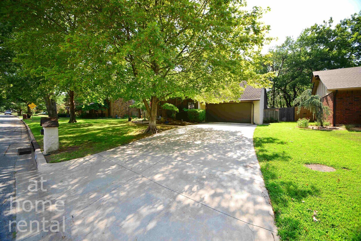Primary Photo - 8316 S Pittsburg Ave