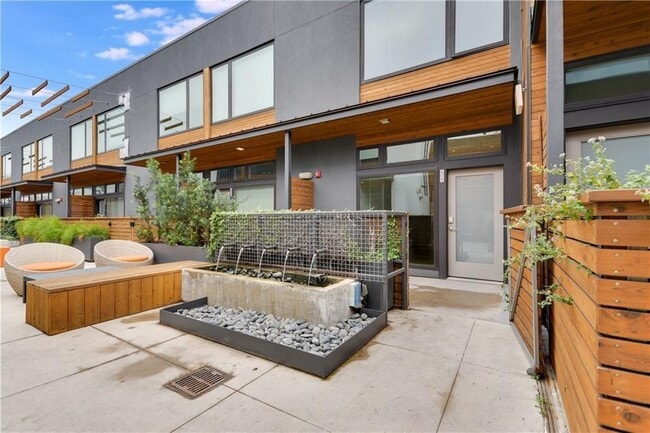 Foto del edificio - 2002 E 7th St