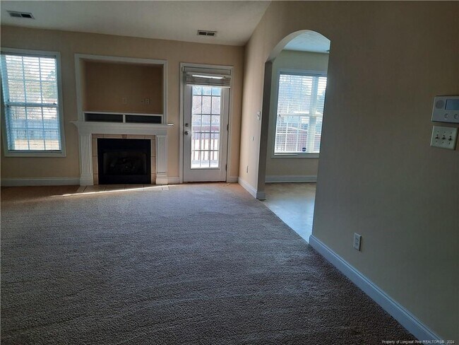 Building Photo - 558 Copper Creek Dr